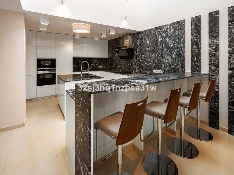 Apartment for Sale in Marbella, Malaga 10