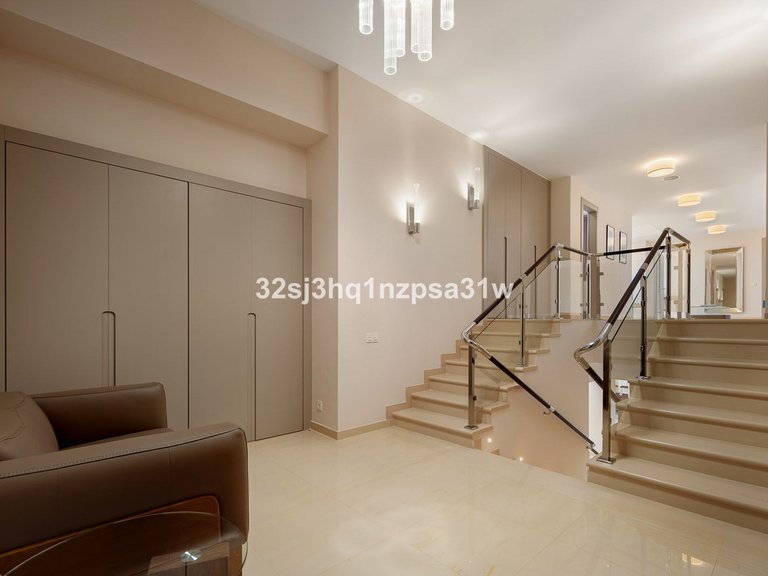 Apartment for Sale in Marbella, Malaga 11