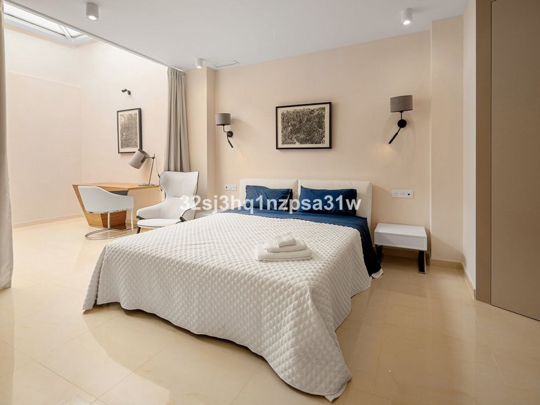 Apartment for Sale in Marbella, Malaga 16