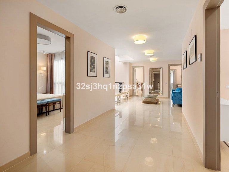 Apartment for Sale in Marbella, Malaga 19