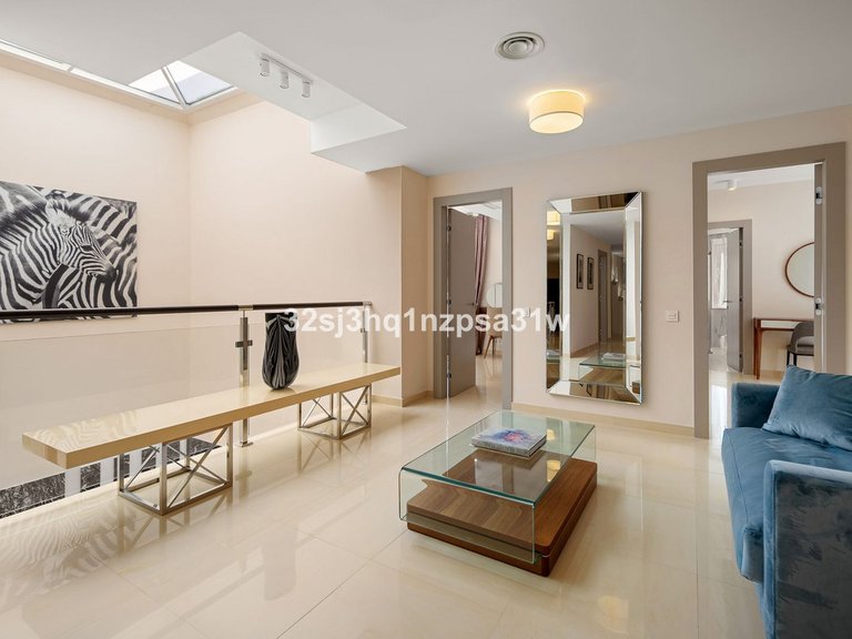 Apartment for Sale in Marbella, Malaga 20