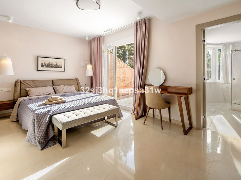 Apartment for Sale in Marbella, Malaga 21