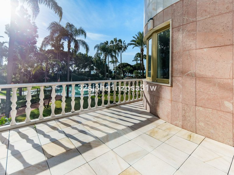 Apartment for Sale in Marbella, Malaga 24