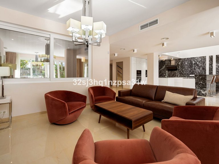 Apartment for Sale in Marbella, Malaga 5
