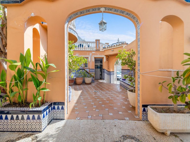 Villa for Sale in Benalmadena, Malaga 27