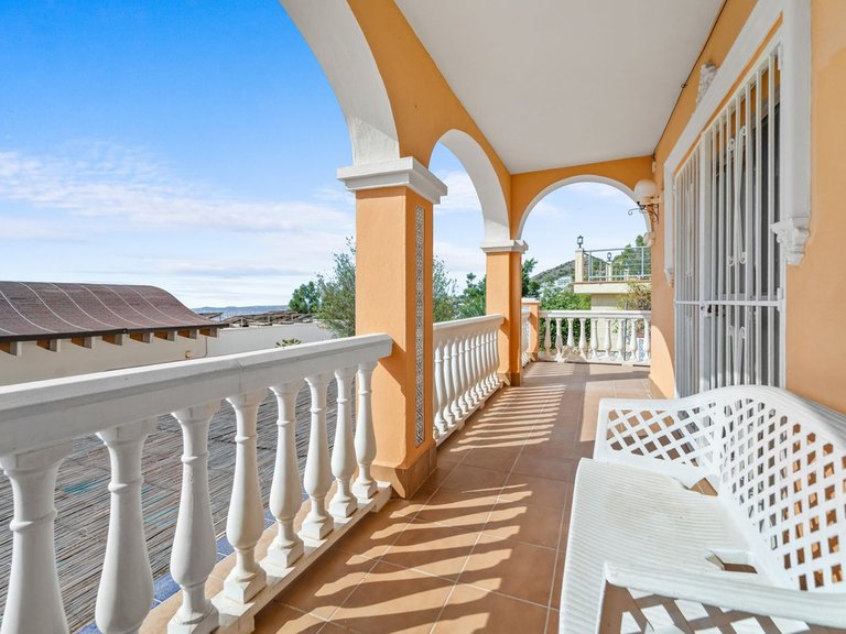 Villa for Sale in Benalmadena, Malaga 7