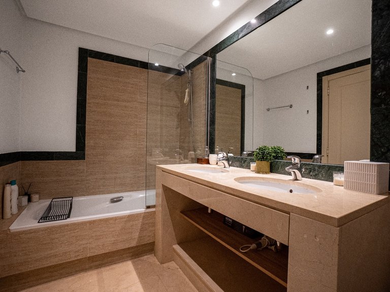 Apartment for Sale in La Quinta, Malaga 16