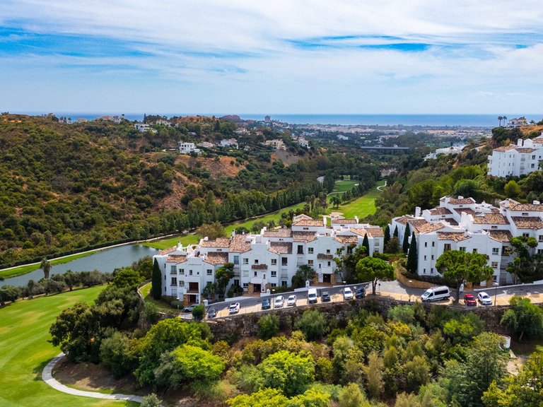 Apartment for Sale in La Quinta, Malaga 22