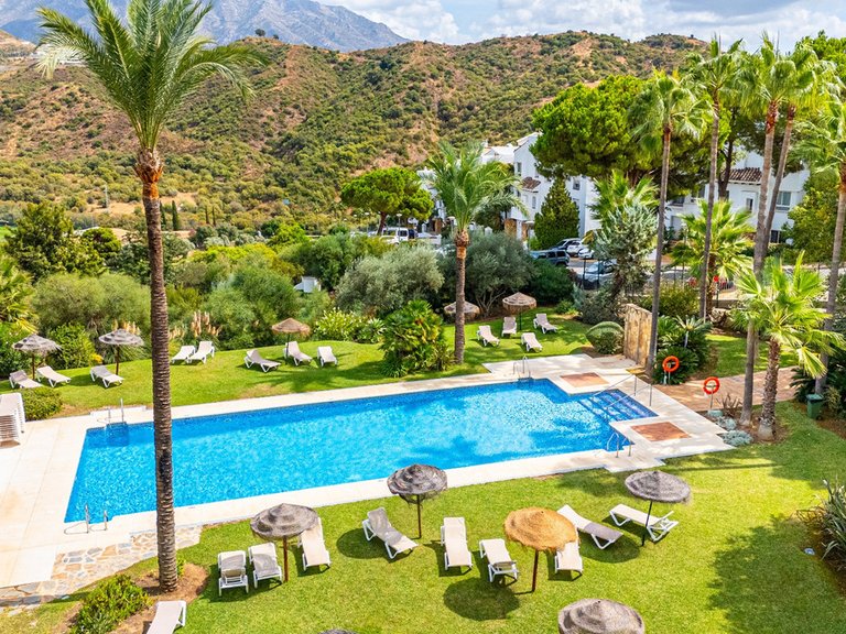 Apartment for Sale in La Quinta, Malaga 6