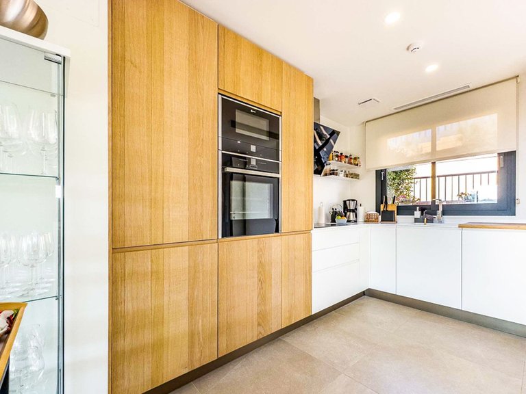 Villa for Sale in Marbella, Malaga 14