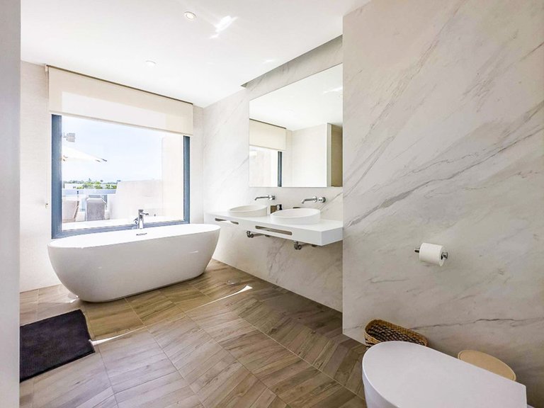 Villa for Sale in Marbella, Malaga 25