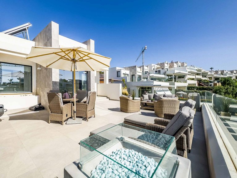 Villa for Sale in Marbella, Malaga 45