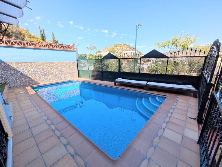Villa for Sale in Málaga, Malaga 15