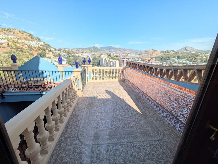 Villa for Sale in Málaga, Malaga 29