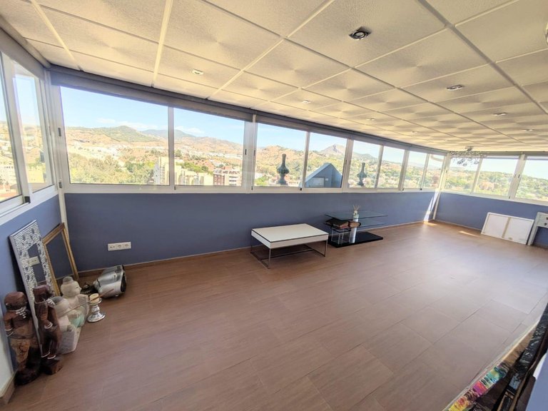 Villa for Sale in Málaga, Malaga 35