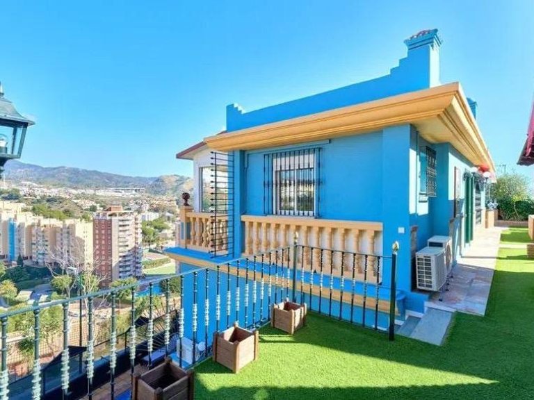 Villa for Sale in Málaga, Malaga 47