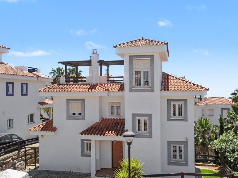 Villa for Sale in Manilva, Malaga 12