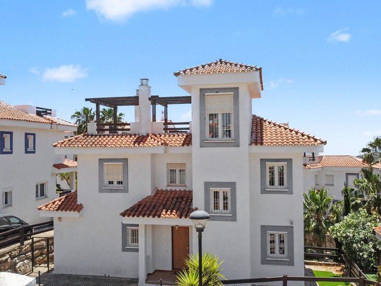 Villa for Sale in Manilva, Malaga 2