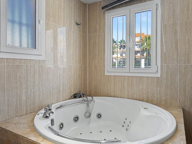 Villa for Sale in Manilva, Malaga 39