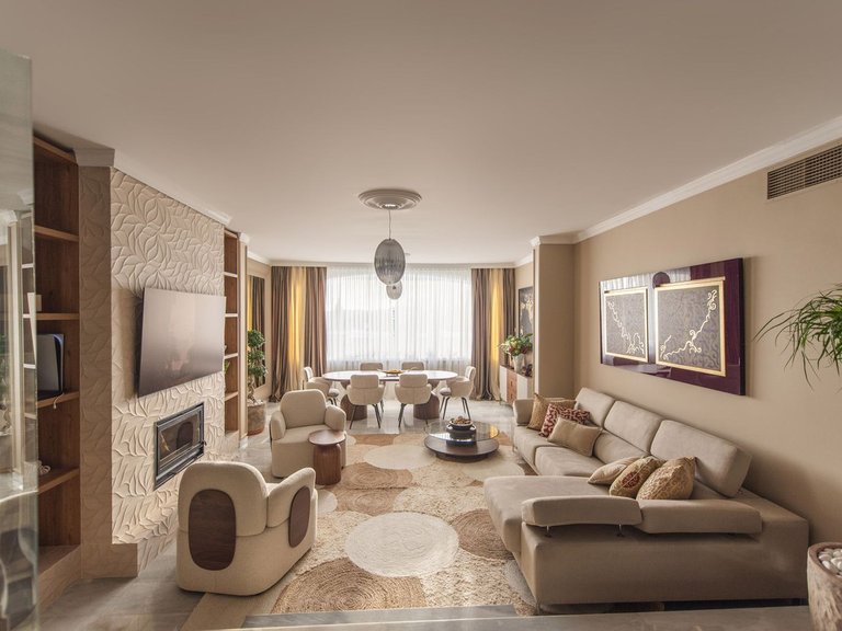 Villa for Sale in Nueva Andalucía, Malaga 12