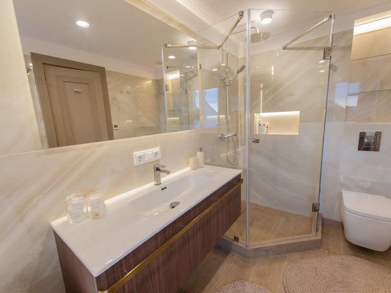 Villa for Sale in Nueva Andalucía, Malaga 31