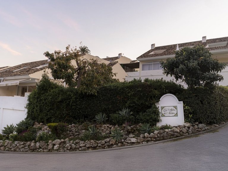 Villa for Sale in Nueva Andalucía, Malaga 45