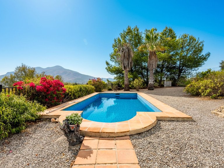 Villa for Sale in Coín, Malaga 1