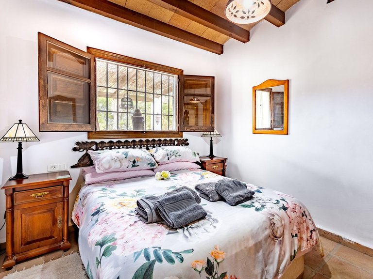 Villa for Sale in Coín, Malaga 12