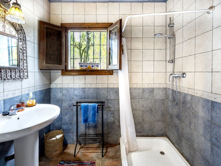 Villa for Sale in Coín, Malaga 14