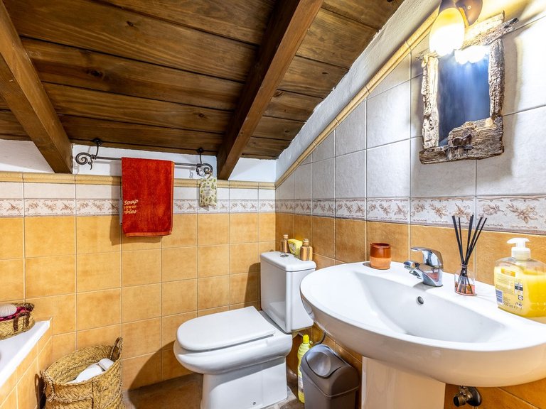 Villa for Sale in Coín, Malaga 20