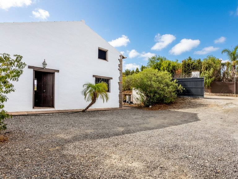 Villa for Sale in Coín, Malaga 5
