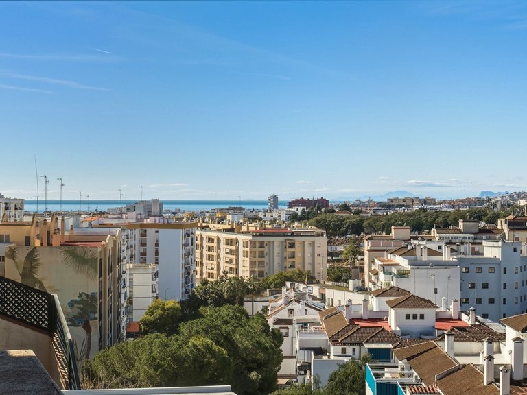 Apartment for Sale in Estepona, Malaga 1