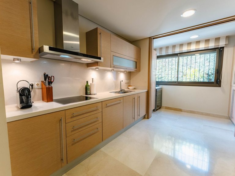 Apartment for Sale in La Quinta, Malaga 10