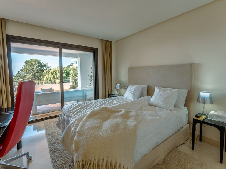 Apartment for Sale in La Quinta, Malaga 12