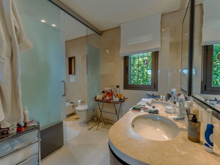 Apartment for Sale in La Quinta, Malaga 13