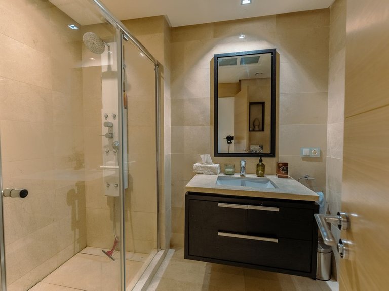 Apartment for Sale in La Quinta, Malaga 17