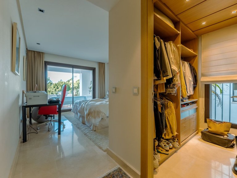 Apartment for Sale in La Quinta, Malaga 21