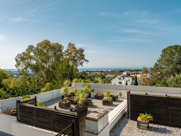 Apartment for Sale in La Quinta, Malaga 23