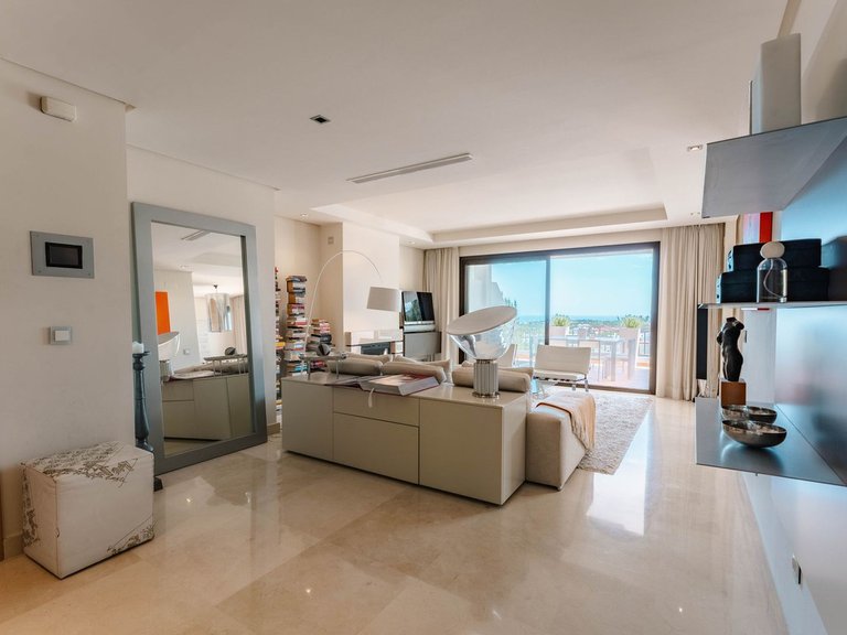 Apartment for Sale in La Quinta, Malaga 7