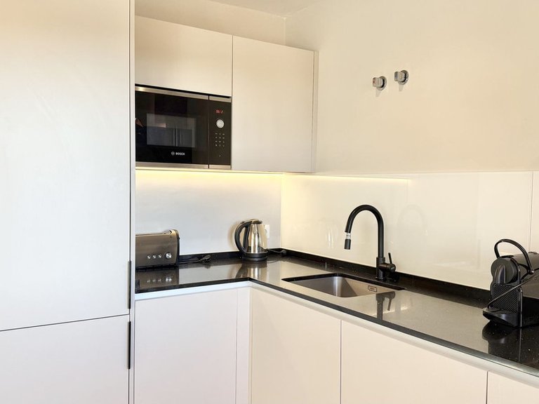 Apartment for Sale in Benahavís, Malaga 12