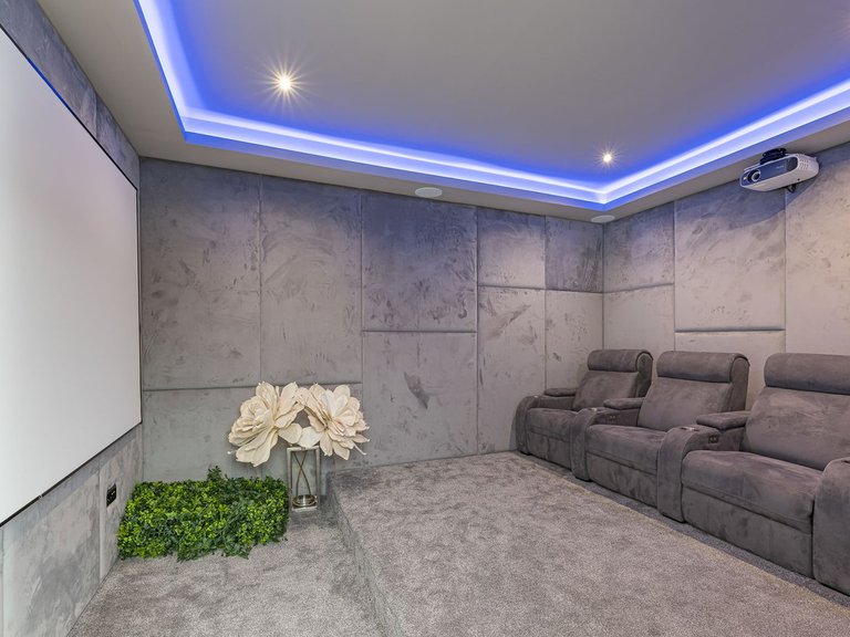 Villa for Sale in El Rosario, Malaga 49