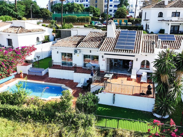 Villa for Sale in La Duquesa, Malaga 2