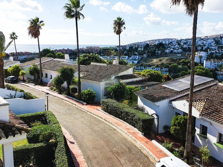 Villa for Sale in La Duquesa, Malaga 34