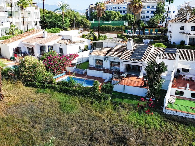Villa for Sale in La Duquesa, Malaga 35