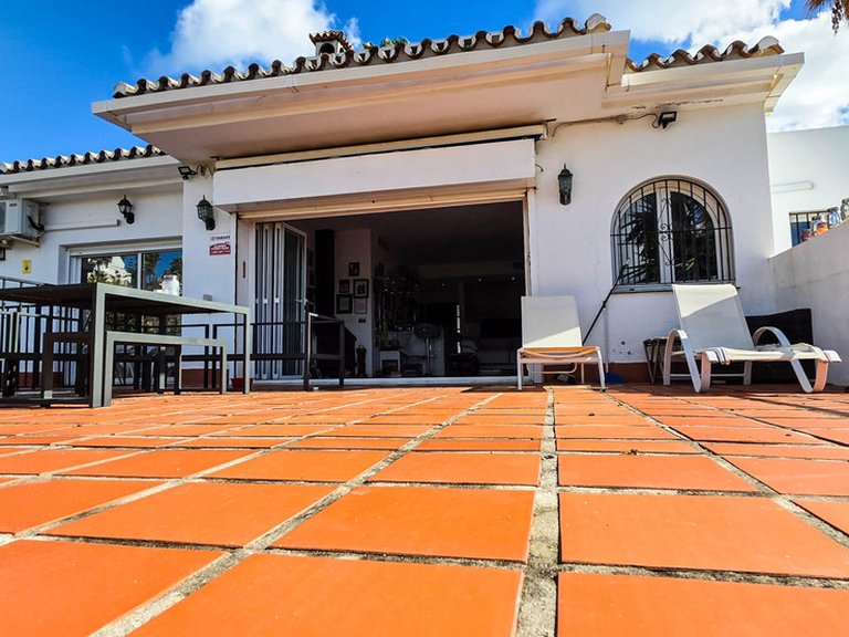 Villa for Sale in La Duquesa, Malaga 6