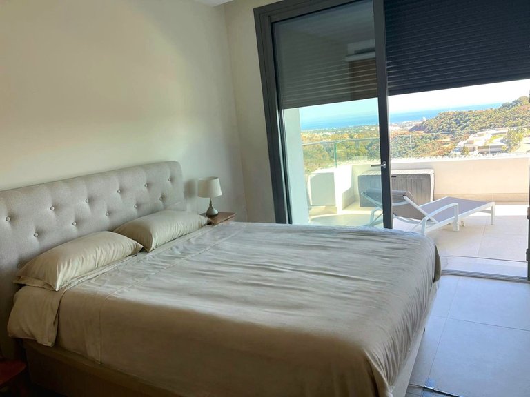 Apartment for Sale in La Quinta, Malaga 15