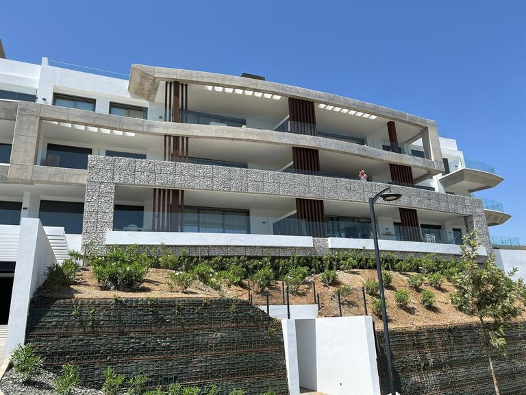 Apartment for Sale in La Quinta, Malaga 22