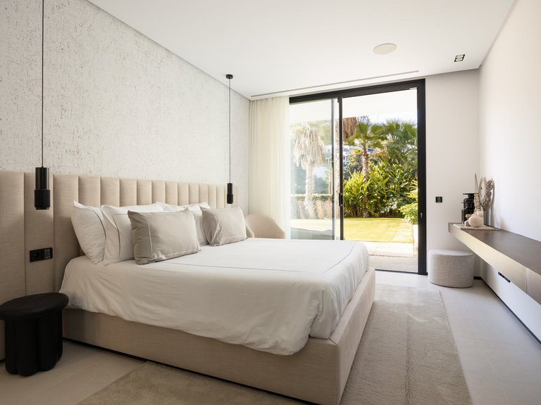 Villa for Sale in El Madroñal, Malaga 23