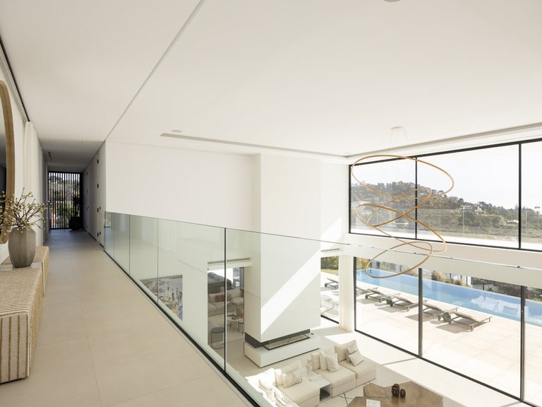 Villa for Sale in El Madroñal, Malaga 25