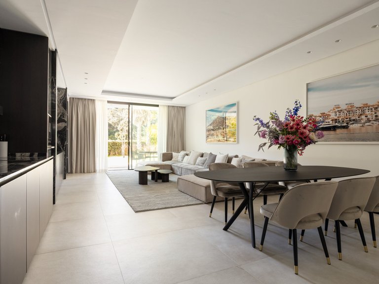 Villa for Sale in El Madroñal, Malaga 29